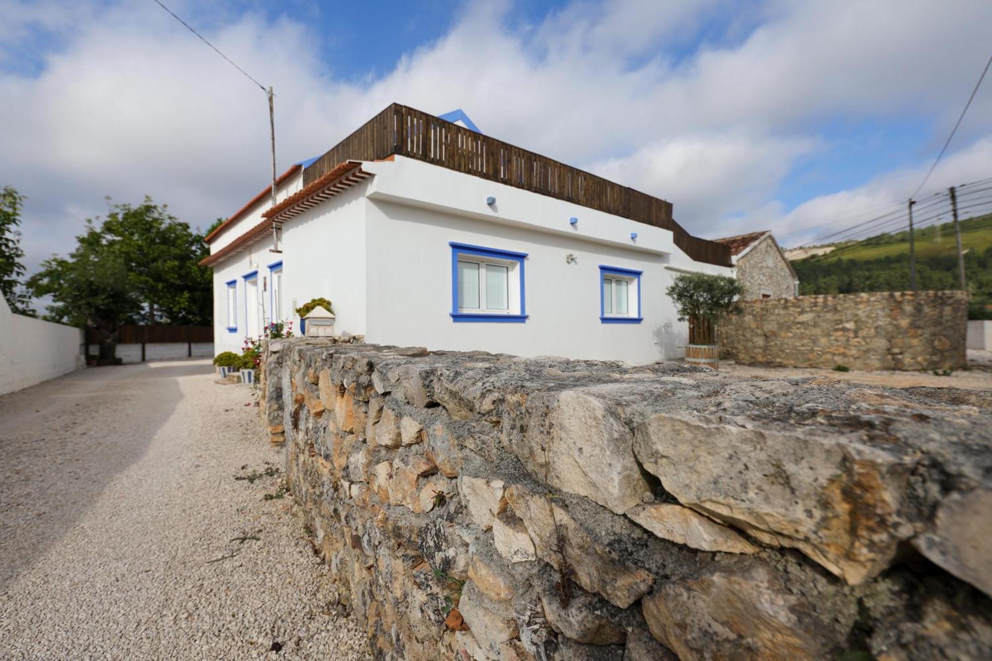 Villa Renovated Wine Press House - With Pool Porto de Mós Exterior foto
